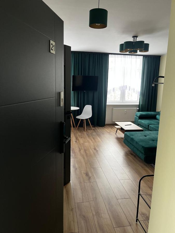 Komfortowy Apartament W Centrum 야우르츠노 외부 사진