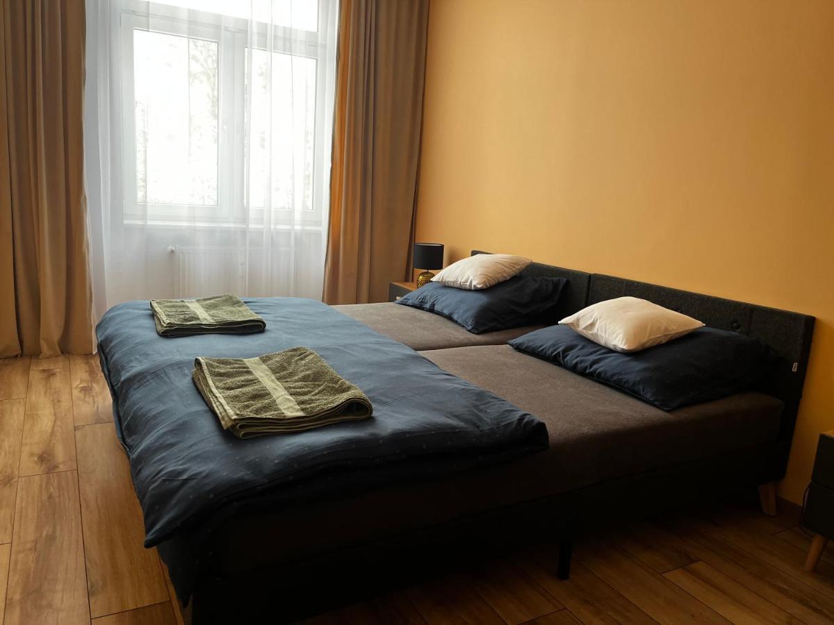 Komfortowy Apartament W Centrum 야우르츠노 외부 사진